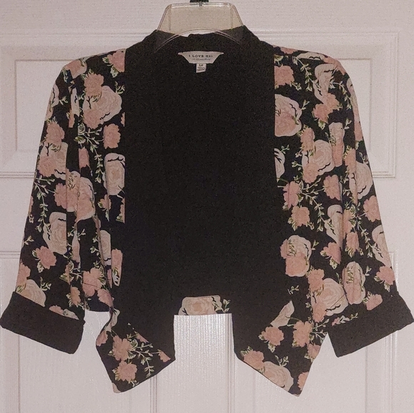 I love H-81 Jackets & Blazers - I love H-81 Beautiful Floral Blazer black & light pink peachy color Size S/P